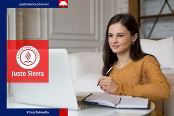 alumna recien egresada en computadora 