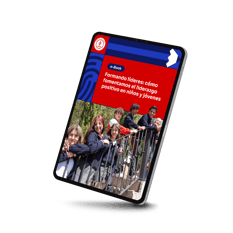 mockup tablet formando lideres 