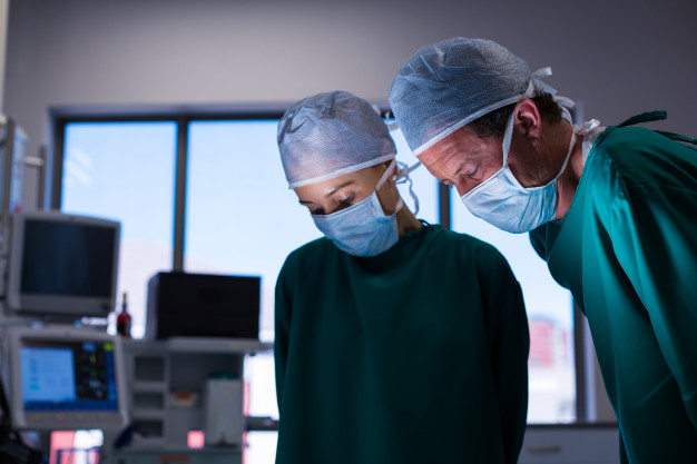 la-realidad-para-ser-un-médico-cirujano-en-2020-justo-sierra