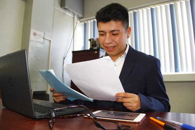 es-momento-de-iniciar-una-especializacion-maestria-doctorado